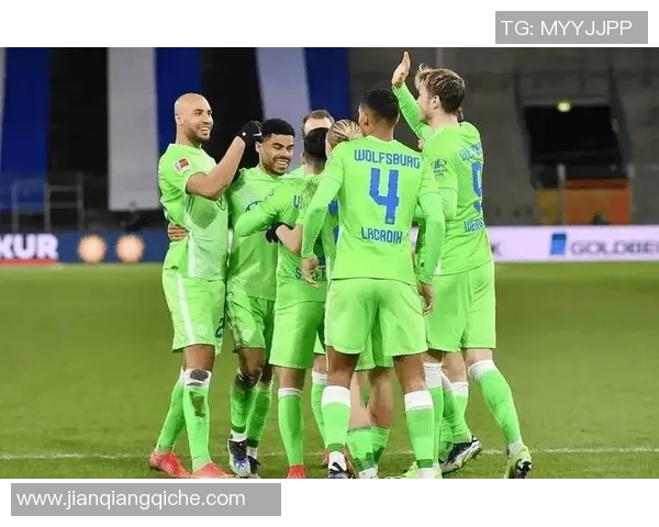 弗赖堡与沃夫斯堡激战正酣谁能在德甲赛场中笑到最后